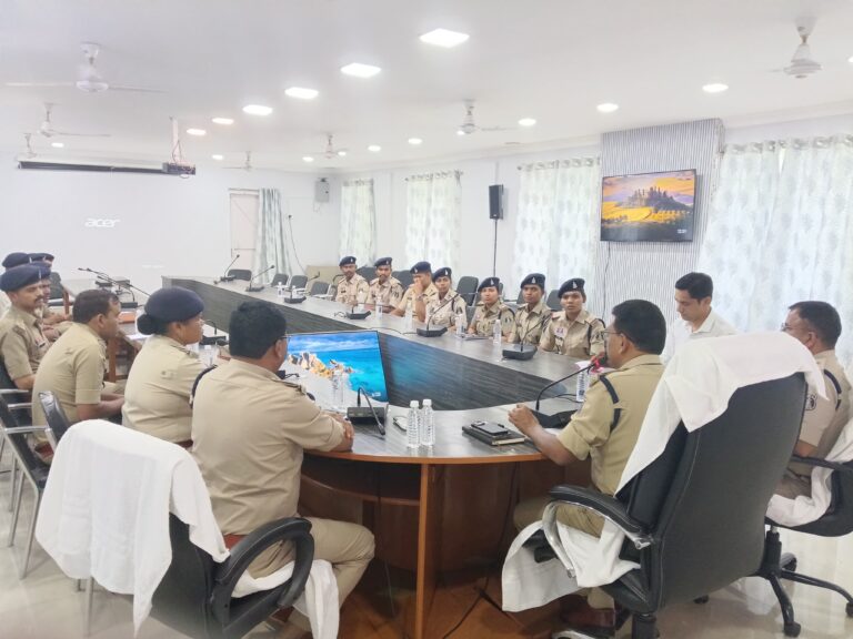 जशपुर पुलिस को मिले 13 नए सब-इंस्पेक्टर, थानों में शुरू होगी असली पुलिसिंग की पाठशाला