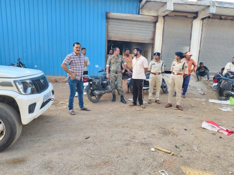 “चोरी के माल के कारोबारियों में मचा हड़कंप! कबीरधाम पुलिस ने 7 कबाड़ी दुकानों पर मारी ताबड़तोड़ रेड”