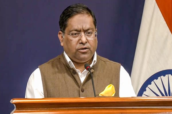 रास लाफान हादसे में 12 भारतीयों की मौत, परिजनों के संपर्क में हम: विदेश मंत्रालय