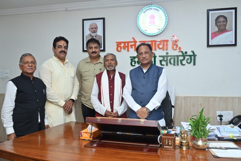 मां महिषासुर मर्दिनी धाम के विकास की मांग तेज, मुख्यमंत्री साय ने स्वीकारा चैतुरगढ़ का निमंत्रण