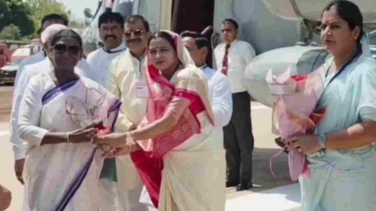 राष्ट्रपति द्रौपदी मुर्मू पहुंचीं ओंकारेश्वर: मंदिर में दर्शन पूजन करेंगी महामहिम