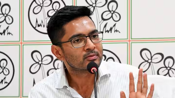 कलकत्ता हाई कोर्ट ने विधायक हस्ताक्षर जालसाजी मामले में अभिषेक बनर्जी को दी अंतरिम राहत