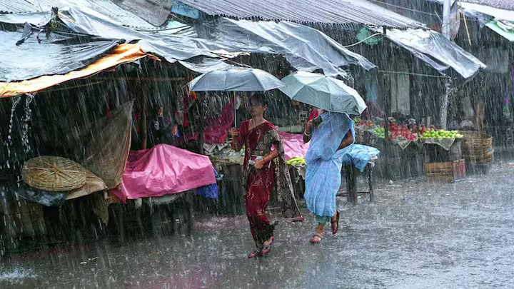 12 राज्यों में मानसून की दस्तक, भीषण गर्मी को लेकर भी आया अलर्ट