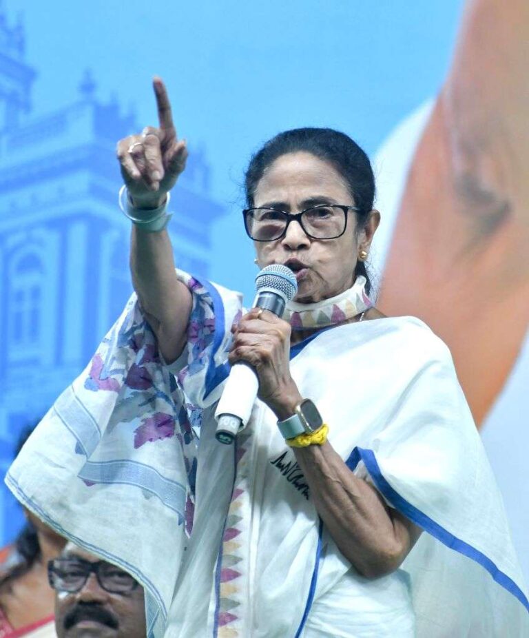 नीट अभ्यर्थी की मौत पर ममता बनर्जी ने उठाया देश की शिक्षा व्यवस्था पर सवाल