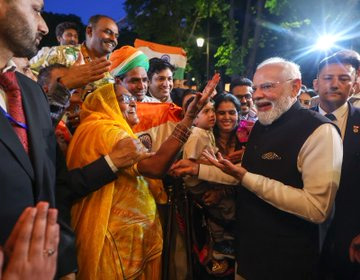 विदेशी दौरे के आखिरी पड़ाव पर पीएम मोदी पेरिस पहुंचे, बोले- हमारी पार्टनरशिप दोनों देशों की तरक्की के लिए जरूरी