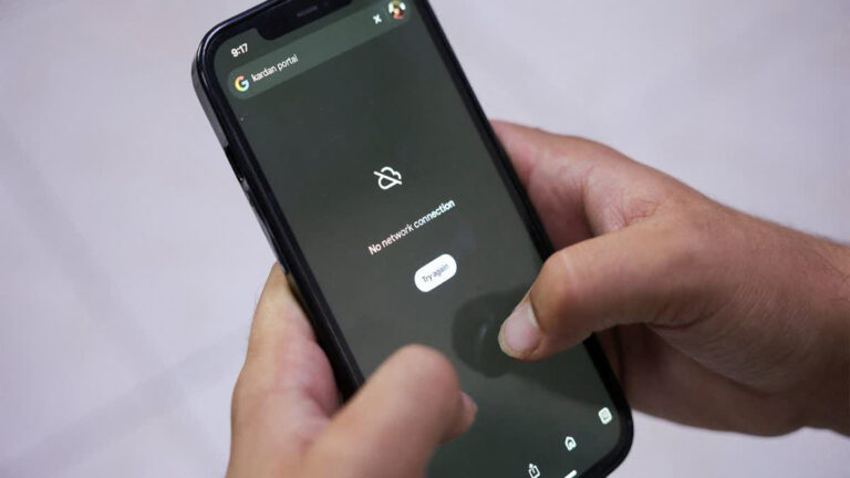 अंबानी के सैटेलाइट इंटरनेट प्लान पर ब्रेक? दूरसंचार विभाग के नए ड्राफ्ट नियमों ने बढ़ा दी जियो सैटकॉम की मुश्किलें
