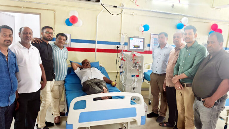 (एमसीबी-चिरमिरी) जिला अस्पताल चिरमिरी में पहली बार सफल डायलिसिस, रघुनंदन यादव को मिली बड़ी राहत