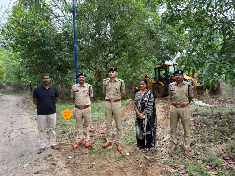 (कांकेर) कांकेर में 3,188 बल्क लीटर से अधिक अवैध शराब का नष्टीकरण, 505 आबकारी प्रकरणों में पुलिस की बड़ी कार्रवाई