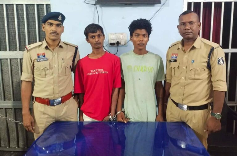 (रायपुर) आइफोन लूटने वाले दो आरोपी गिरफ्तार, एक अब भी फरार