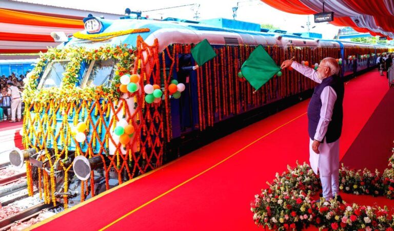 भारतीय रेल के नए युग की शुरुआत, जींद में पीएम मोदी ने हाइड्रोजन ट्रेन को किया रवाना, बोले-ये दुनिया की सबसे ताकतवर ट्रेन