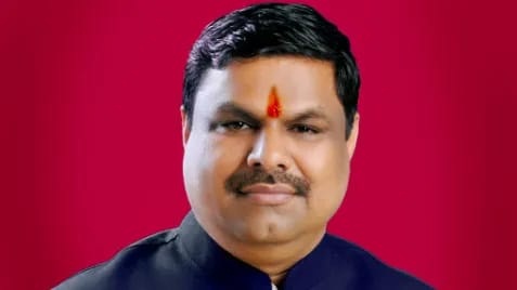(रायपुर)मंत्रोच्चार पर सरकार अडिग, कोर्ट के फैसले तक सरकारी स्कूलों में जारी रहेगा: शिक्षा मंत्री गजेंद्र यादव