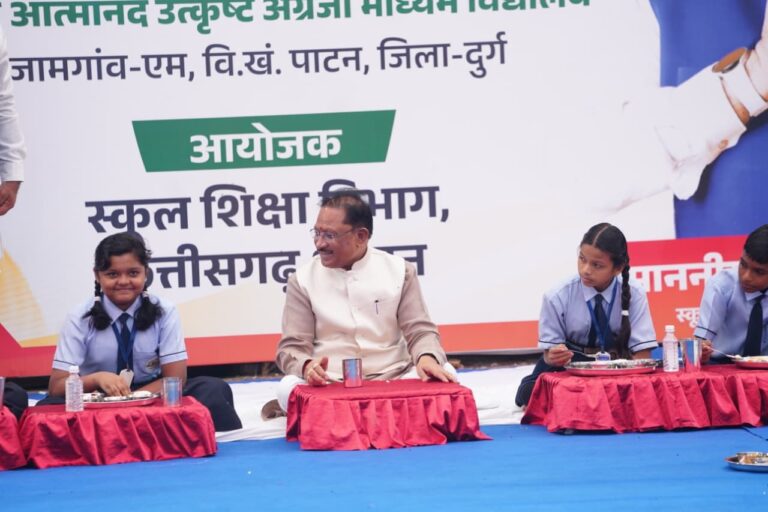(रायपुर)नई पीढ़ी का भविष्य संवारना सरकार की सबसे बड़ी जिम्मेदारी : मुख्यमंत्री विष्णुदेव साय