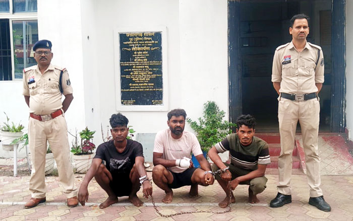 (रायगढ़) रायगढ़ में राहगीर से शराब के लिए पैसे मांगकर की मारपीट, 24 घंटे में तीन बदमाश गिरफ्तार
