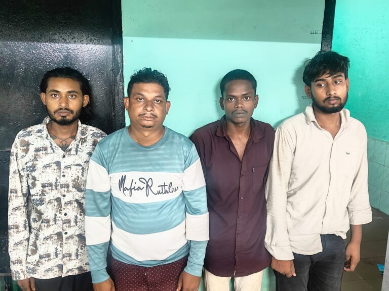 (रायपुर) रायपुर पुलिस ने किया अंतर्राज्यीय ड्रग्स नेटवर्क का पर्दाफाश, 4 और तस्कर गिरफ्तार; गांजा, प्रतिबंधित दवाएं और इंजेक्शन जब्त