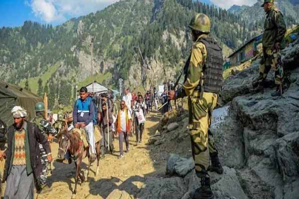अनंतनाग आतंकी हमले के बाद सुरक्षा एजेंसियां अलर्ट, अमरनाथ यात्रा की सुरक्षा रणनीति की हो रही समीक्षा