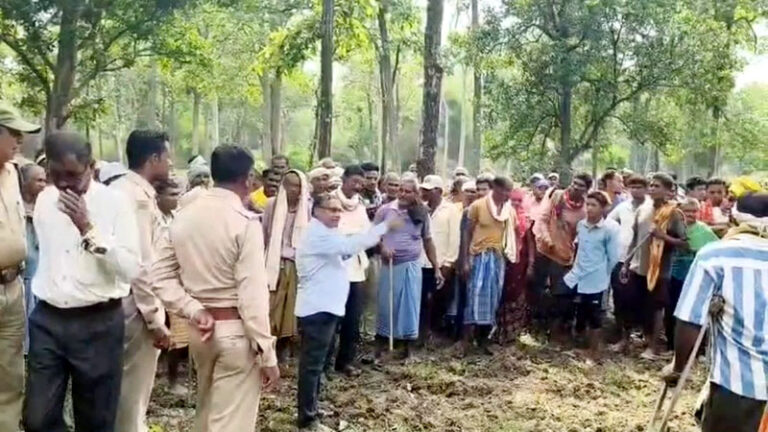 (धमतरी) धमतरी में वन भूमि पर अतिक्रमण हटाने पहुंची टीम का ग्रामीणों ने किया विरोध