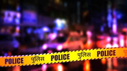 कमरे से युवक-युवती के शव मिले, दरवाजा तोड़कर पहुंची पुलिस, प्रेम प्रसंग के एंगल पर जांच