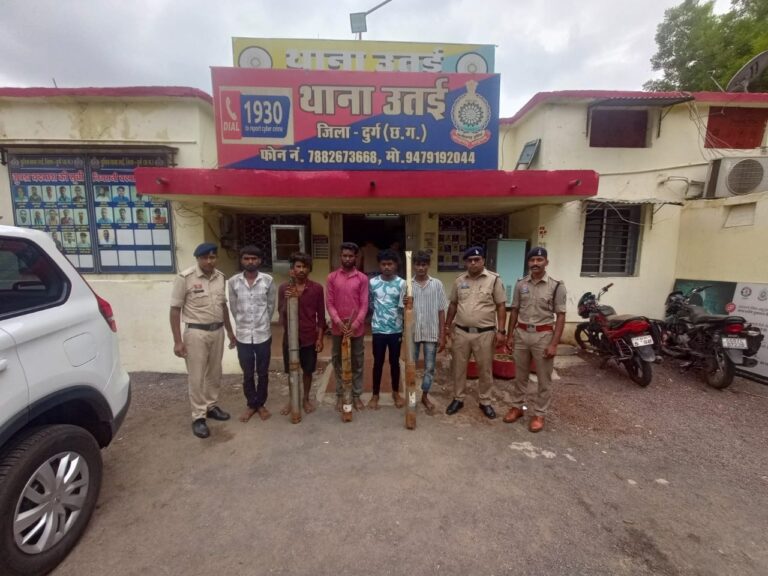 (दुर्ग)10 घंटे में तीन चोरी का खुलासा: 5 आरोपी गिरफ्तार, चोरी के सभी मोटर पंप और केबल बरामद