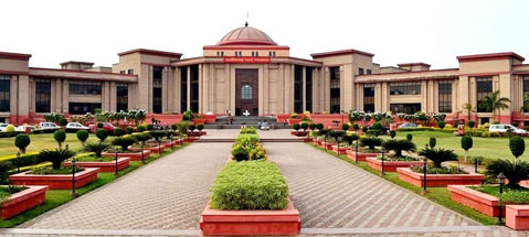 (रायपुर) दूधाधारी मठ की 30 एकड़ जमीन का मामला पहुंचा हाईकोर्ट, 20 साल बाद भी नहीं मिला बदले में भूखंड