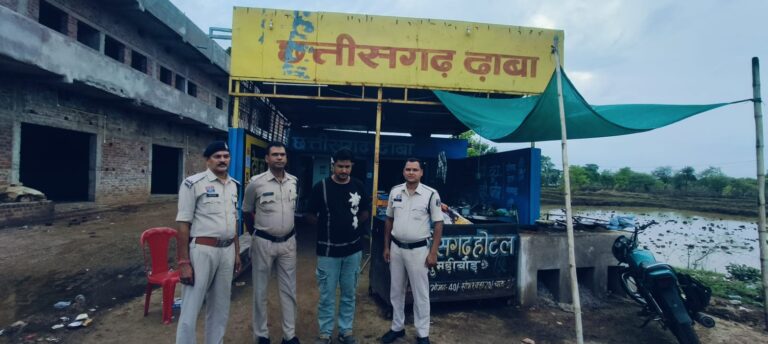 (राजनांदगांव) ढाबे में बैठाकर पिलाई जा रही थी शराब, तुमड़ीबोड़ पुलिस की रेड; संचालक गिरफ्तार
