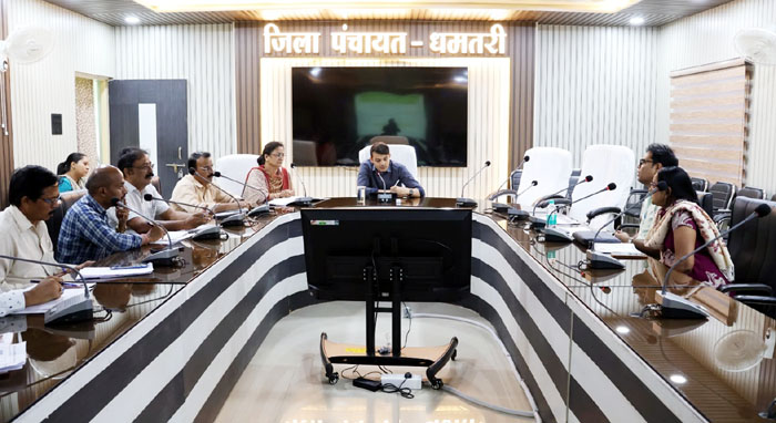 (धमतरी) शिक्षा की गुणवत्ता पर जिला पंचायत सीईओ जयंत नाहटा का फोकस