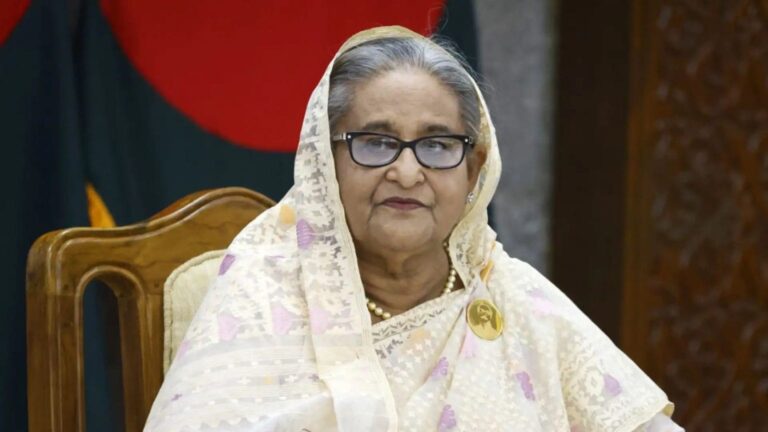दिसंबर में बांग्लादेश लौट सकती हैं शेख हसीना, बोलीं- ‘गिरफ्तार करें या मार दें, अपनी मिट्टी पर ही मरना चाहती हूं’
