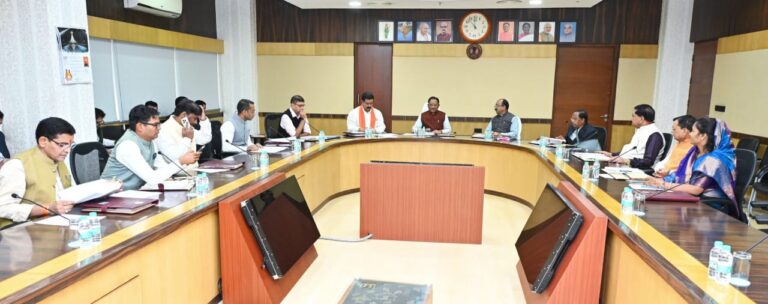 (रायपुर) मानसून सत्र से पहले भाजपा विधायक दल की बैठक, विपक्ष के सवालों का जवाब देने की रणनीति पर मंथन