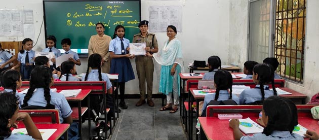 (गरियाबंद) सरदार पटेल की 150वीं जयंती पर गरियाबंद पुलिस की अनूठी पहल, स्कूली बच्चों के लिए निबंध और चित्रकला प्रतियोगिता आयोजित