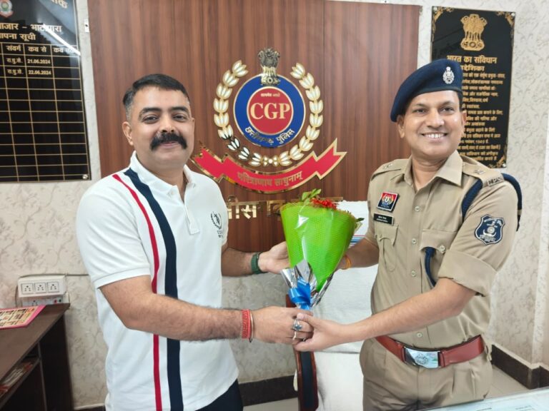 (बलौदाबाजार-भाटापारा) खोमन सिन्हा ने संभाला बलौदाबाजार-भाटापारा के अतिरिक्त पुलिस अधीक्षक का पदभार