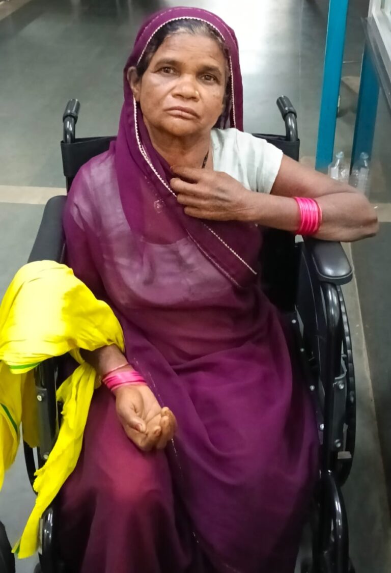 डॉयल-112 की फुर्ती से बची महिला की जान, आधी रात सर्पदंश के बाद समय पर मिला इलाज