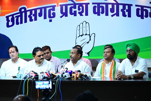 (रायपुऱ) कमलेश्वर पटेल बोले- राम मंदिर चंदा चोरी, आस्था के नाम पर राजनीति, चढ़ावे के नाम पर लूट 0 यह श्रद्धालुओं की आस्था, विश्वास और भावनाओं के साथ विश्वासघात
