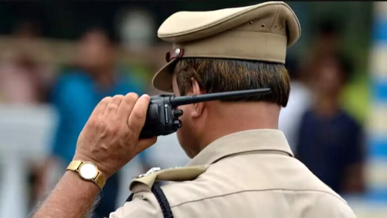 कोलकाता में पुुलिस को मिले दो जिंदा बम, क्र्रूड बम विस्फोट की जांच करते वक्त मिली सफलता