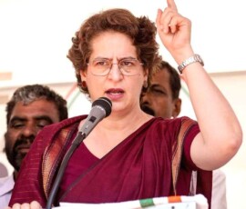 कांग्रेस महासचिव और वायनाड से सांसद प्रियंका गांधी वाड्रा ने केरल विधानसभा चुनावों से पहले, केरल के वायनाड जिले के सुल्तान बाथेरी में एक नुक्कड़ सभा को संबोधित किया।