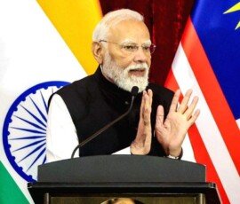 प्रधानमंत्री नरेंद्र मोदी ने मलेशिया के कुआलालंपुर में प्रेस कॉन्फ्रेंस को संबोधित किया।